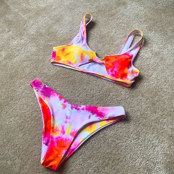 Zaful Other - Pink tie dye bikini with cut out top